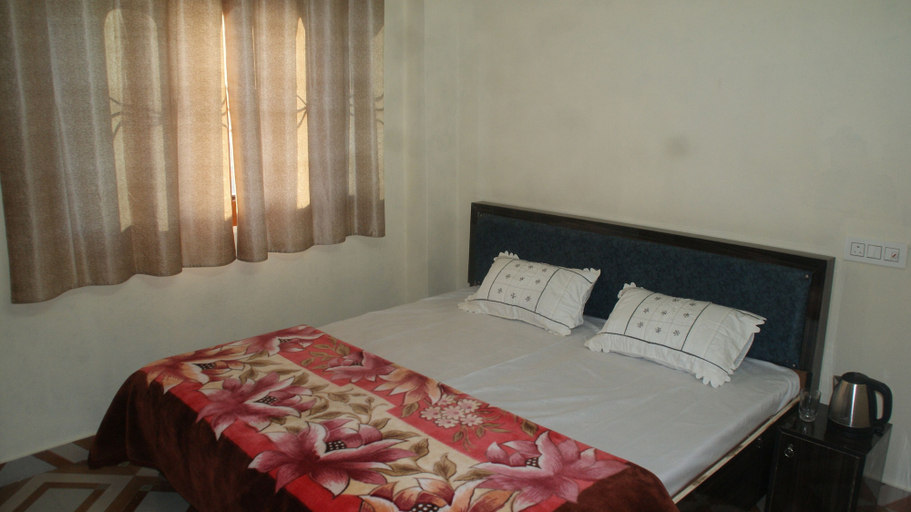 Room 5, Shri Satya Sai Homestay, Chamba