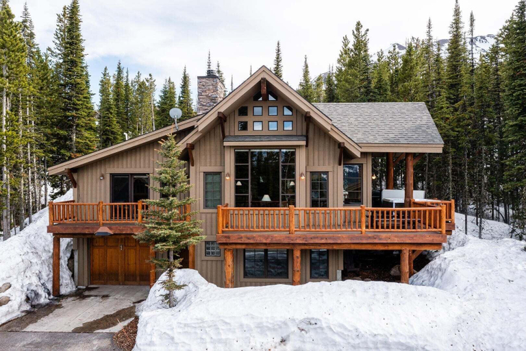 Exterior 4, 6 Mountain Home Road 4 Bedroom Home by Moonlight Basin Lodging, Madison