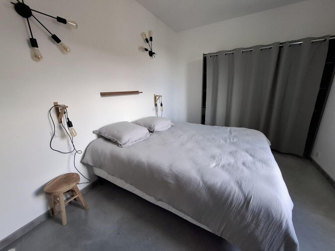 Room 5, Mas de Bonnafoux, Gard