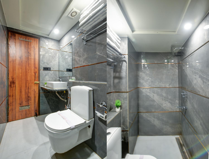 Bathroom 4, HOTEL AMBIENCE, Delhi