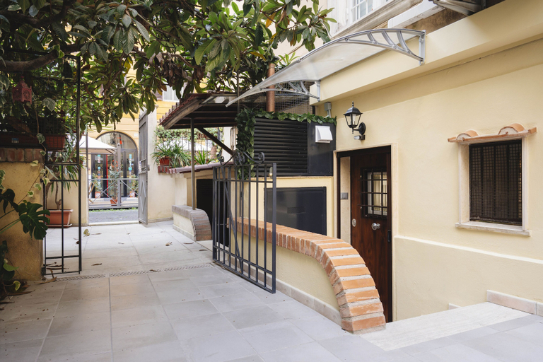 Exterior 2, Domus Mariani - Cremera by Ghor, Rome