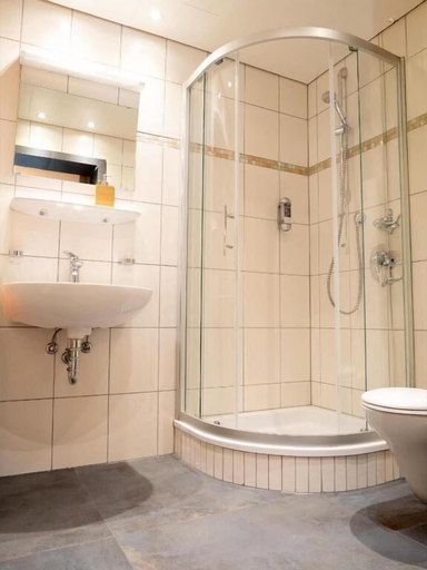 Bathroom, Pension Waldwinkel, Breisgau-Hochschwarzwald