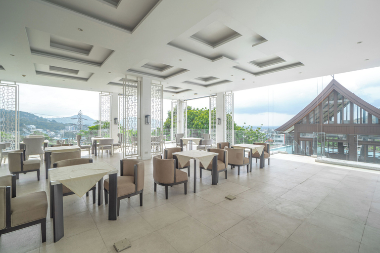 Dining 2, Seavale Patong Phuket, Phuket Island