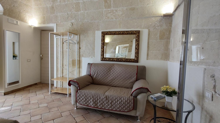 Others 3, La Casa del Tartufaio, Matera