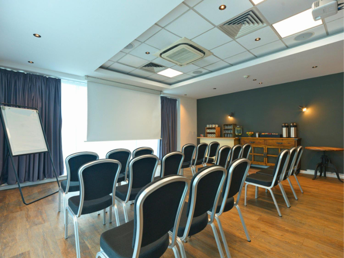 Others 4, B&B HOTEL Warrington, Warrington