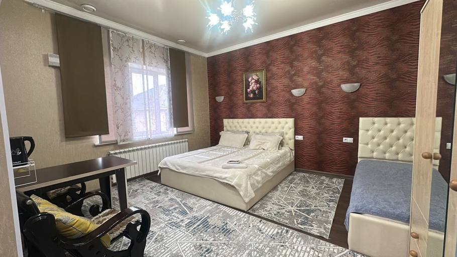 Room 3, IT Hub Homestay, Bishkek
