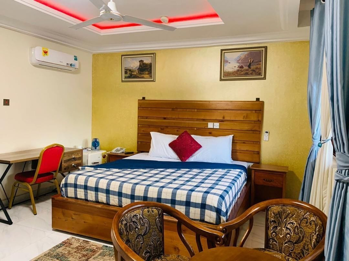 Room 5, Excelsa Lodge, Ejisu-Juabeng