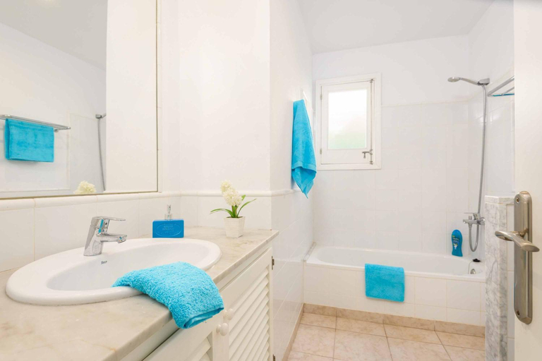 Bathroom 3, Villa Tia Dora, Baleares