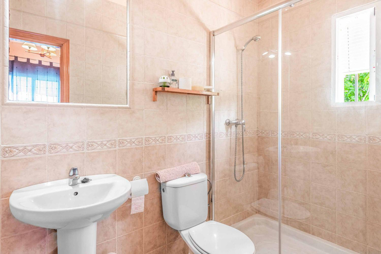 Bathroom 3, Villa Los Peques, Málaga