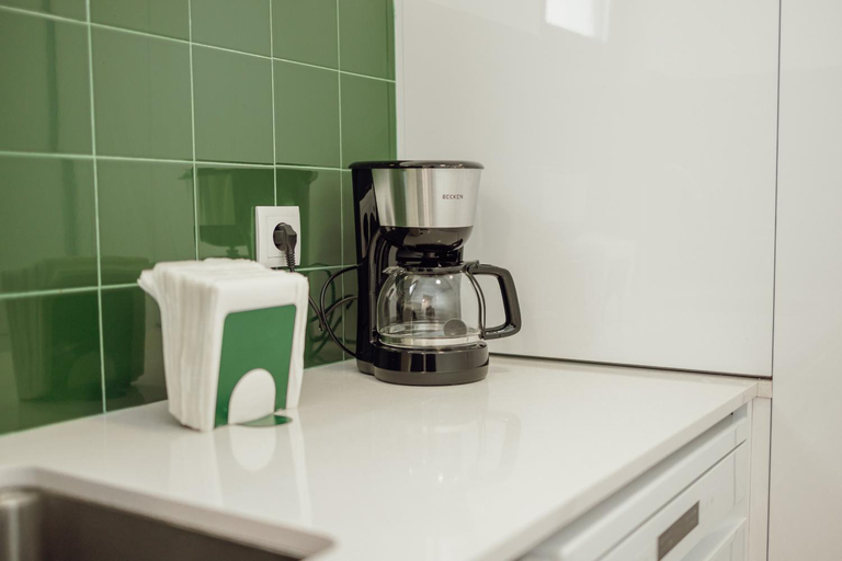 Kitchen 5, Lapa Stylish Apartments by Vacationy, Porto