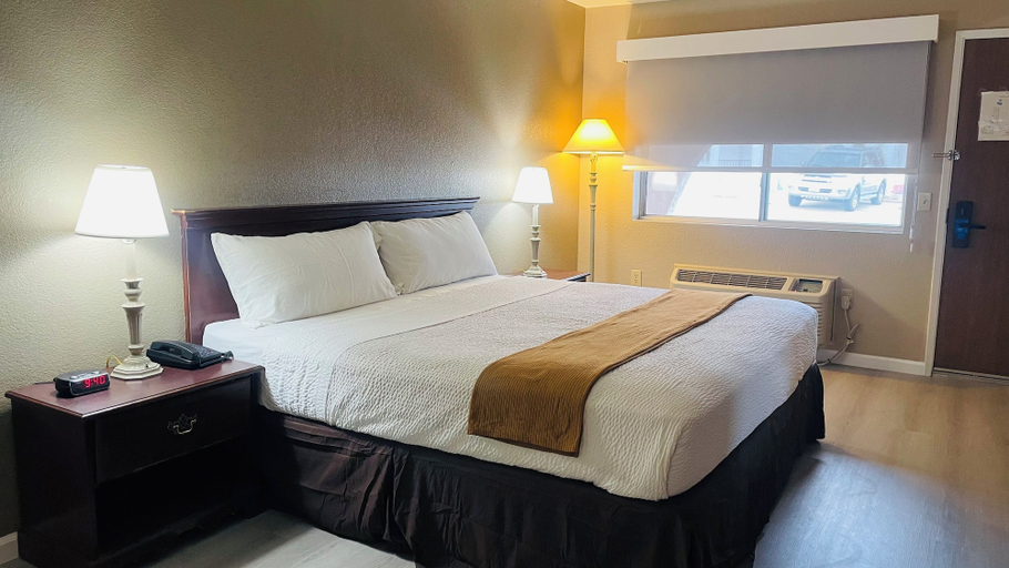 Room 5, Rodeway Inn Jackson - Martell, Amador
