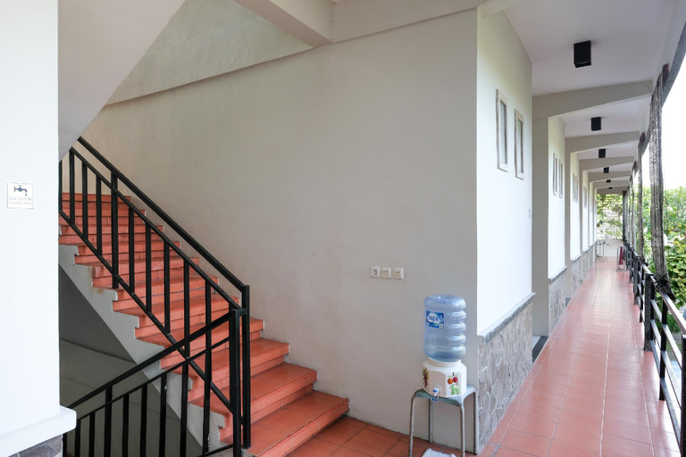 Public Area 3, Urbanview Hotel Wayan Mansion, Denpasar