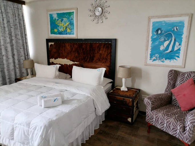Bedroom 2, Inyoni Rocks Cabanas No 40, eThekwini