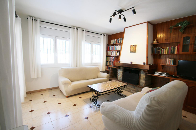 Others 5, Villa Dorada, Tarragona