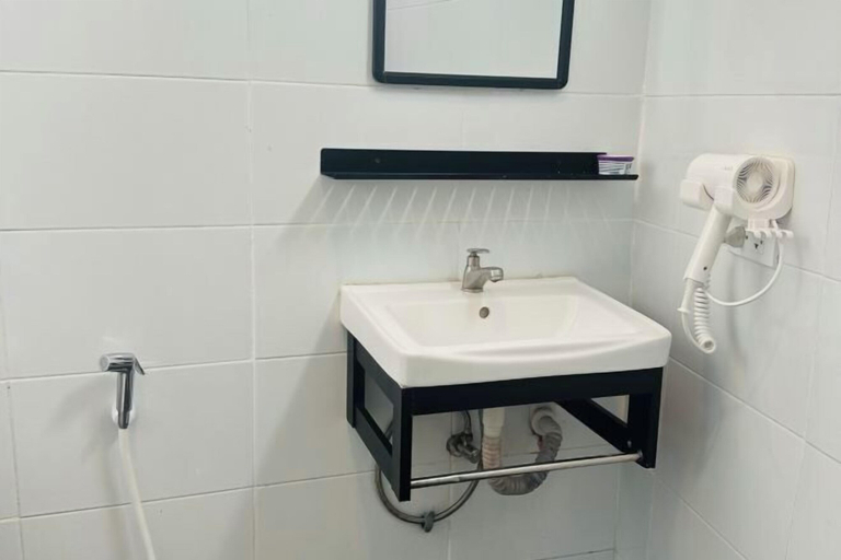 Bathroom 4, V RICH, Muang Roi Et
