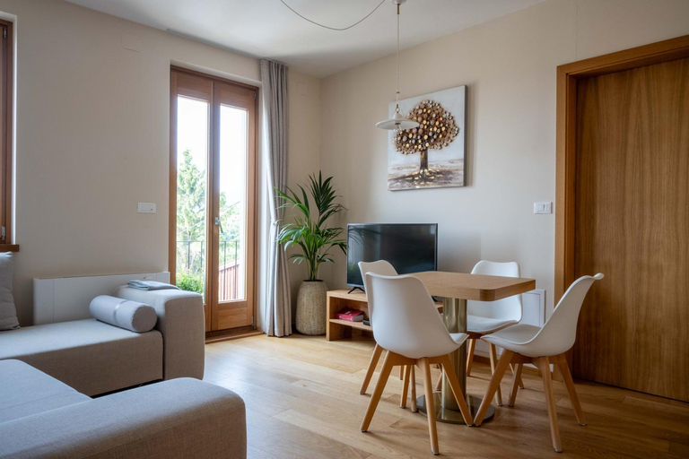 Others 4, Suites DANICA, Brda