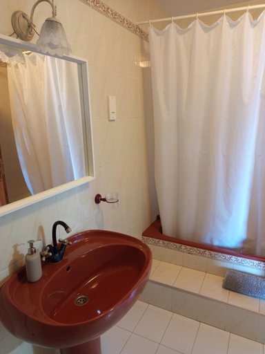 Bathroom 3, Hotel Cortijo de la luna, Granada