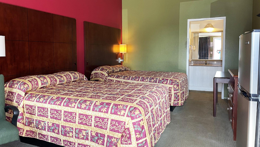 Bedroom 3, Express Inn Thomson, McDuffie