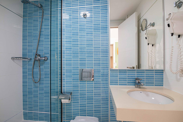 Bathroom 5, Marsenses Natura Olea Hotel Only Adults, Baleares