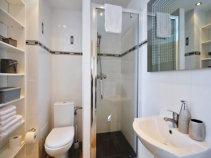 5, room apartment with balcony, close to the beach, Kołobrzeg
