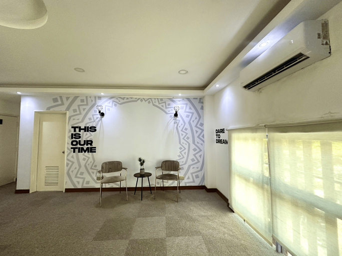 Others 5, Tanjong Subang Jaya (Self check-in), Subang Jaya