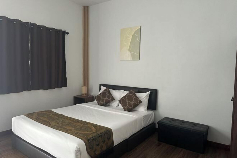 Room 2, V RICH, Muang Roi Et