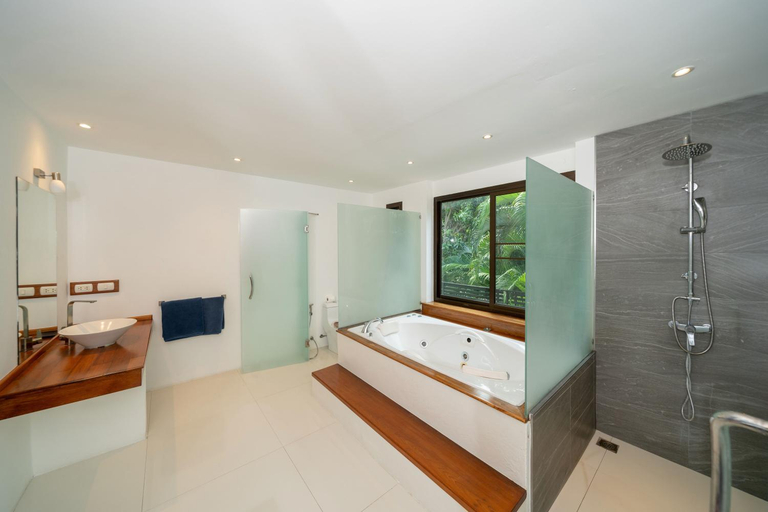 Bathroom 5, Villa Oxavia, Phuket Island