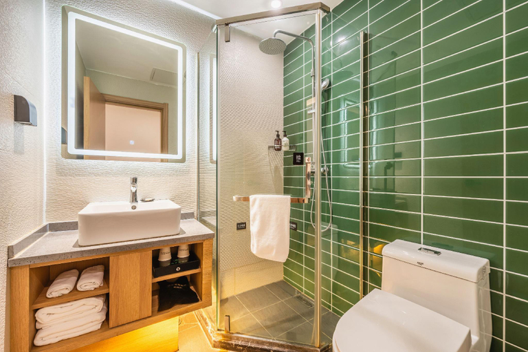 Bathroom 3, Green Tree Inn Ankang Municipal Center Hospital, Ankang