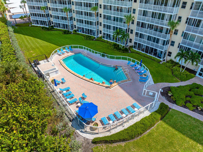Sport & Beauty 2, Crystal Sands By Beachside Management, Sarasota