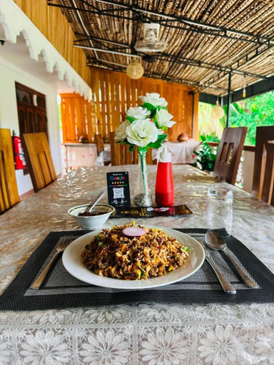 Food & Drinks 5, Thisha Hotel, Valikamam South