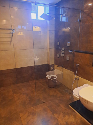 Bathroom 4, Karlad Lake Resort, Wayanad