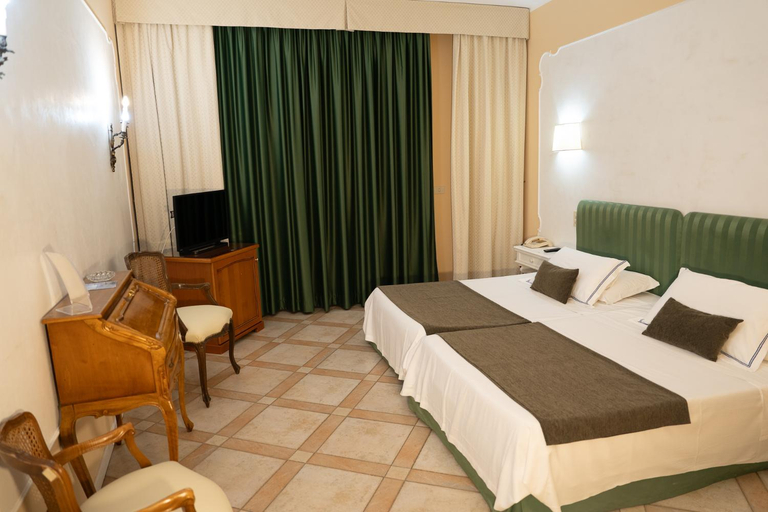 Bedroom 3, Hotel Ristorante Maga Circe, Latina