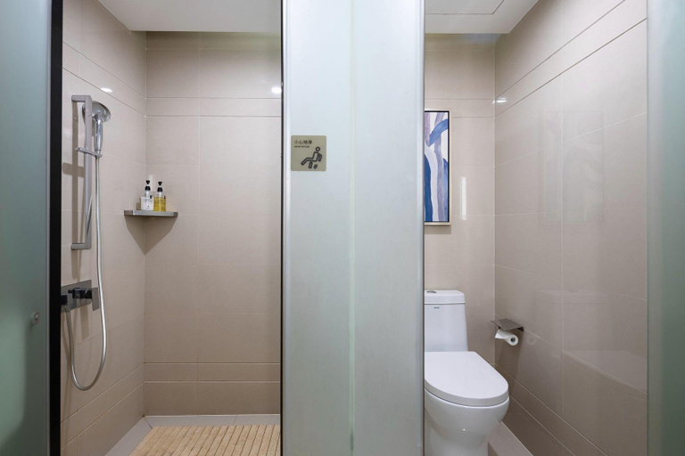 Bathroom 3, Echarm Hotel Danzhou Xiari Plaza, Hainan