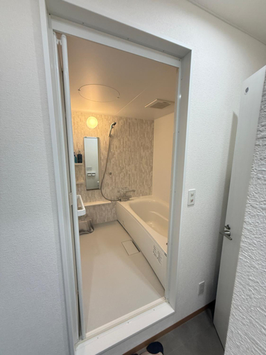Bathroom 3, sakurayuki, Otaru