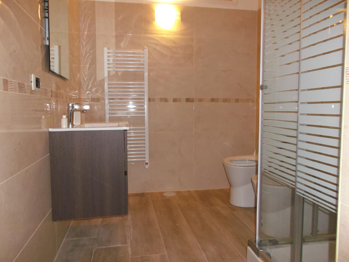 Bathroom, Alba Ionica Taranto, Taranto