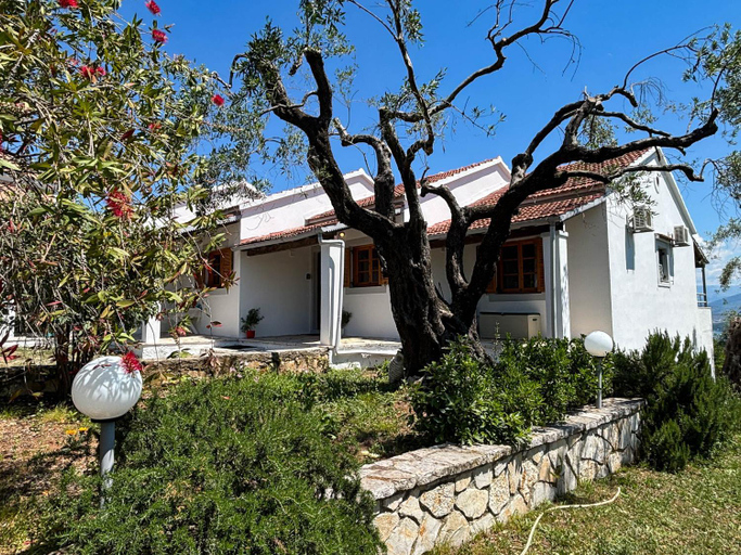 Exterior & Views 2, Villa Marialetta, Ionian Islands