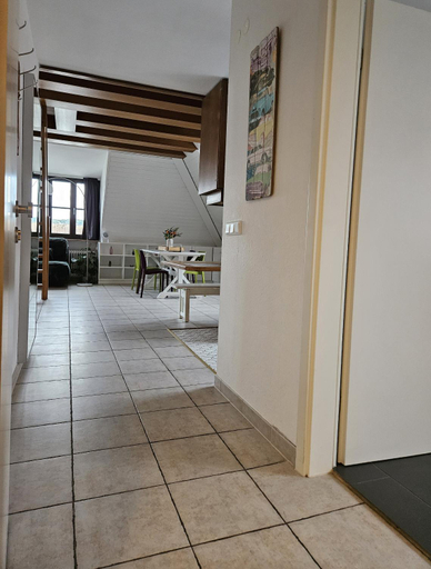 Public Area, Ferienwohnung 2 ANNA IFF, Würzburg