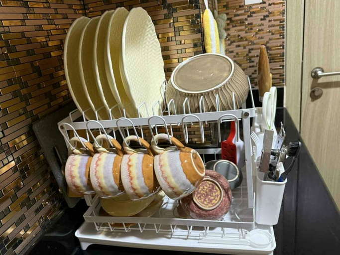 Food & Drinks 5, Shore residences Ph, Pasay City