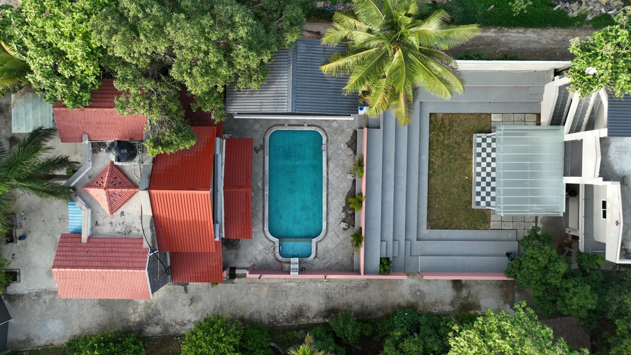 Exterior & Views 1, Stony Grove, Bangalore