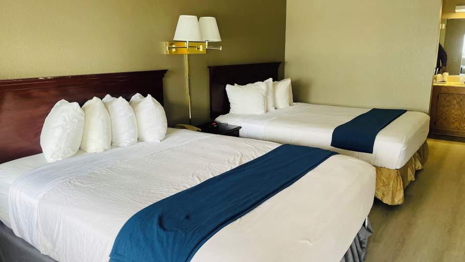 Room 2, Rodeway Inn Jackson - Martell, Amador
