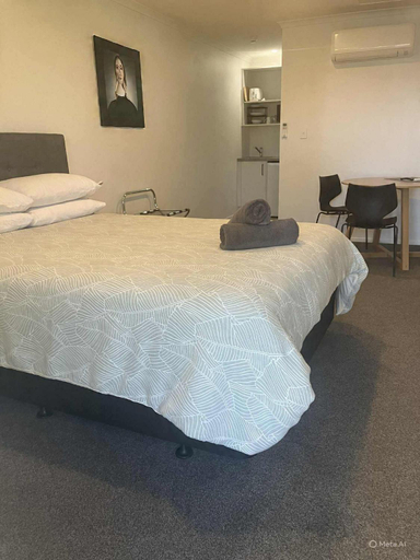 Bedroom 3, Tripinn Boutique Motels & Affordable Accommodation, Buller