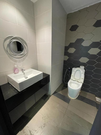 Bathroom 3, DS Vivacitymall Jazz Suite 1101, Kuching