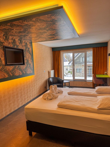Bedroom, RAVeL Hotel Cyrano, Liège