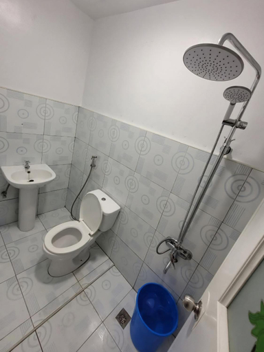 Bathroom, Jens Samal Vacation Rental - Centrally Located - Fully Furnished 2br WIFI, Samal City