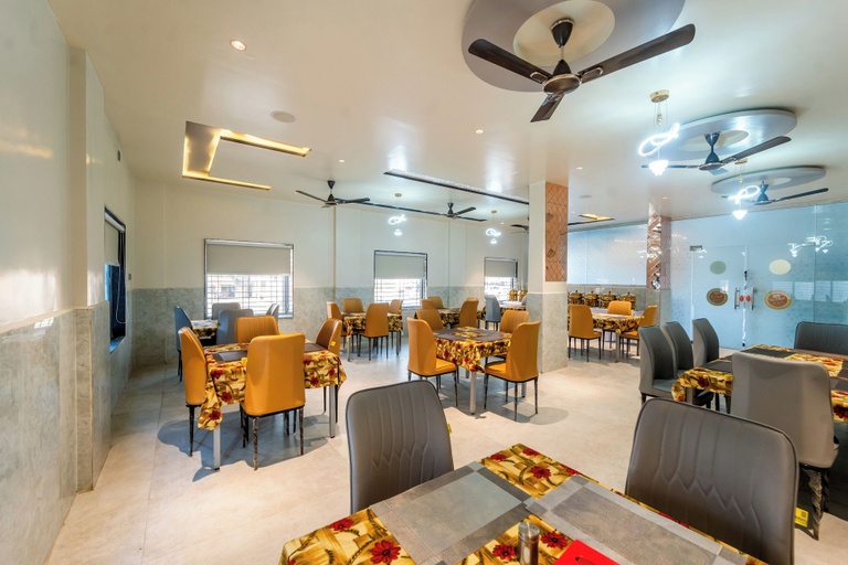 Restaurant 2, Treebo Maharaja Near Ranjangaon Midc, Pune
