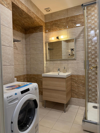 Bathroom 2, Vilnius Symphony Apartments, Vilniaus