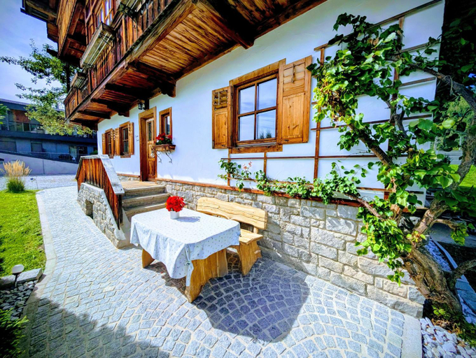 Others 5, Haus DiRol, Kitzbühel