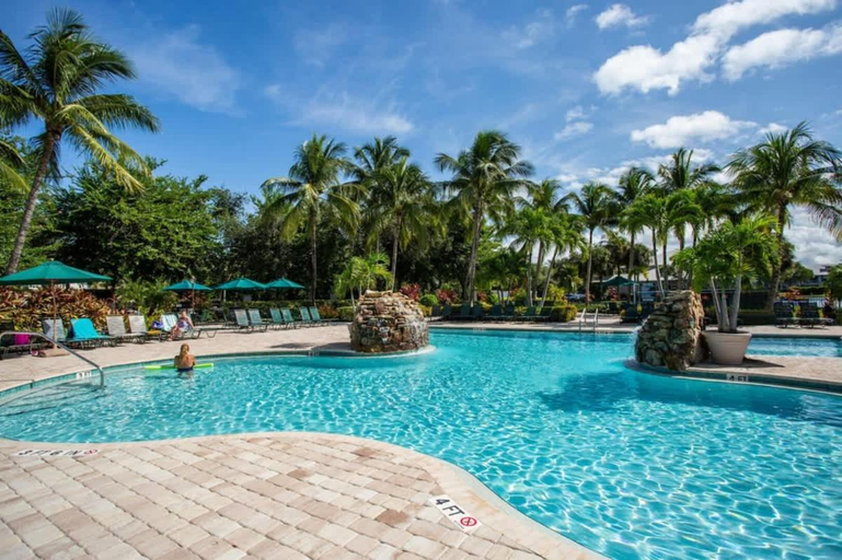 Sport & Beauty 2, Positano Vacation Rental, Collier