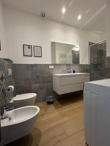 Bathroom 4, Casa di Cii, Fermo
