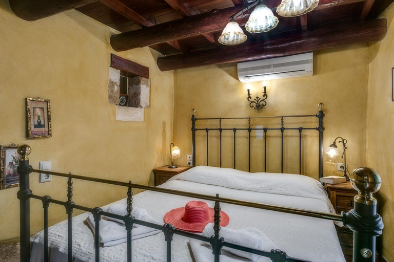 Bedroom 2, IFIGENIA TRAD.ROOMS IN OLDTOWN BY.MARIOS, Crete